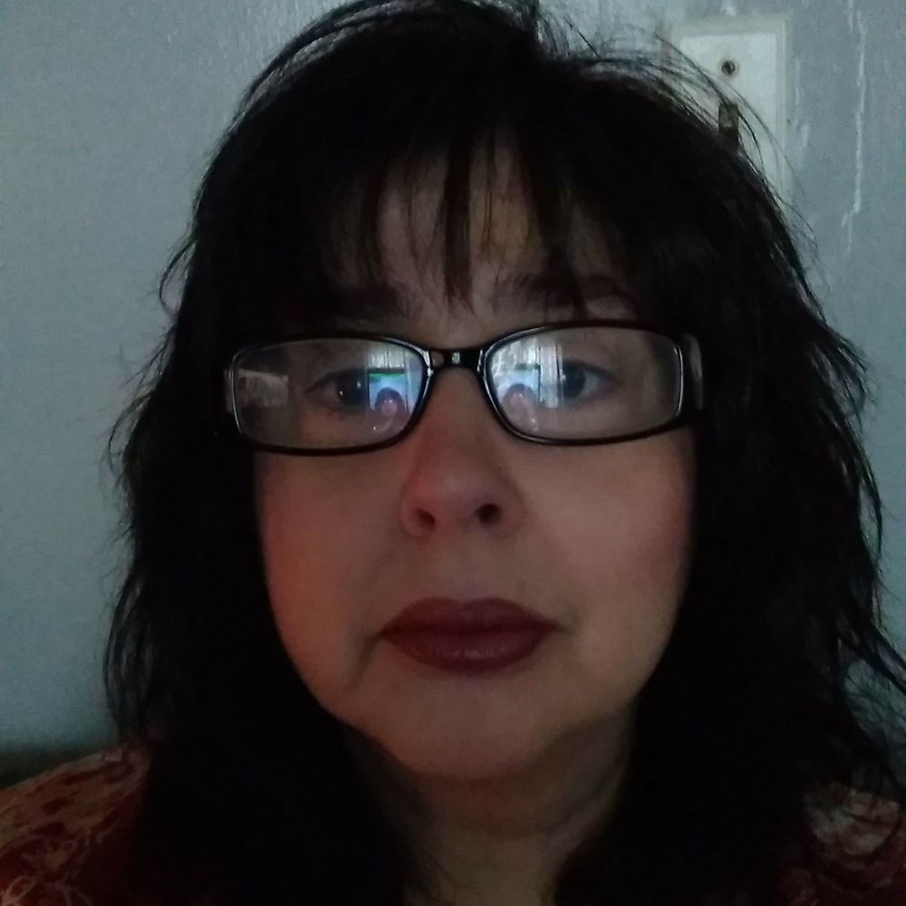 Meet your Posher, Lori